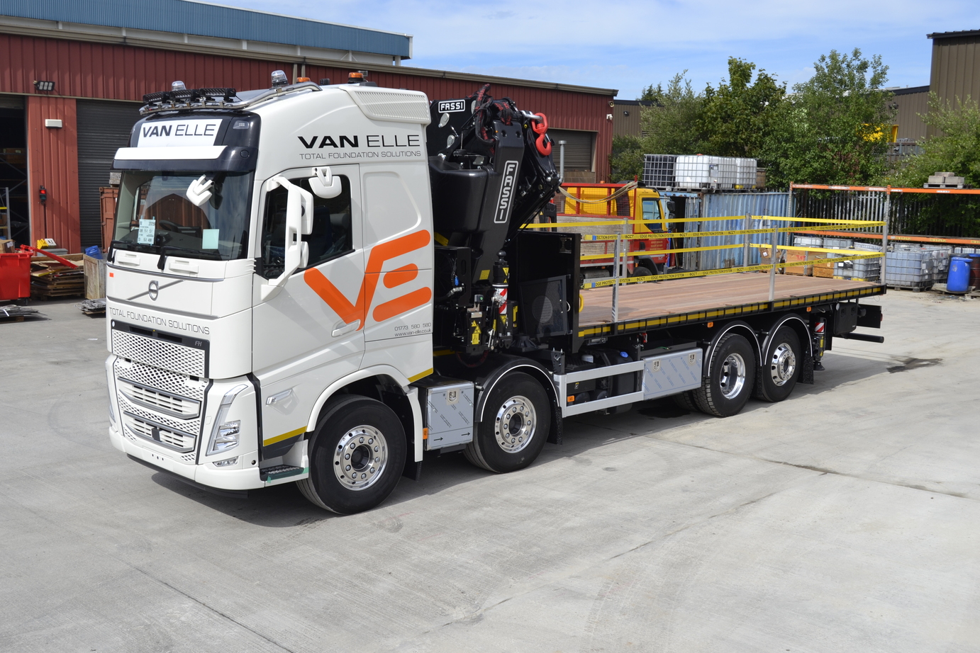 ANOTHER NEW FASSI FOR VAN ELLE