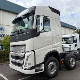 Volvo 8x2 FH460 rigid with Globetrotter cab - F660RA.2.26